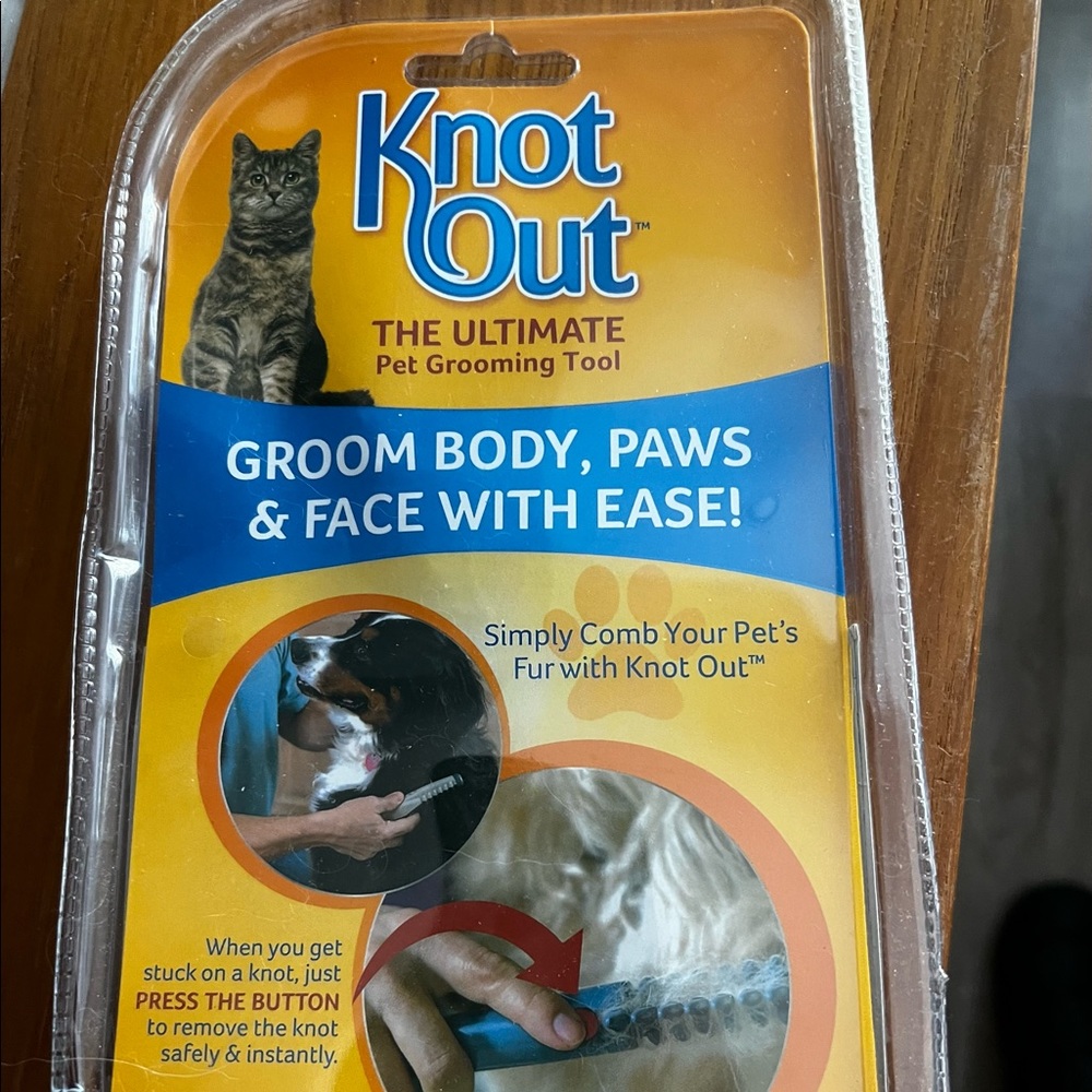 Knot Out the Ultimate Grooming Tool